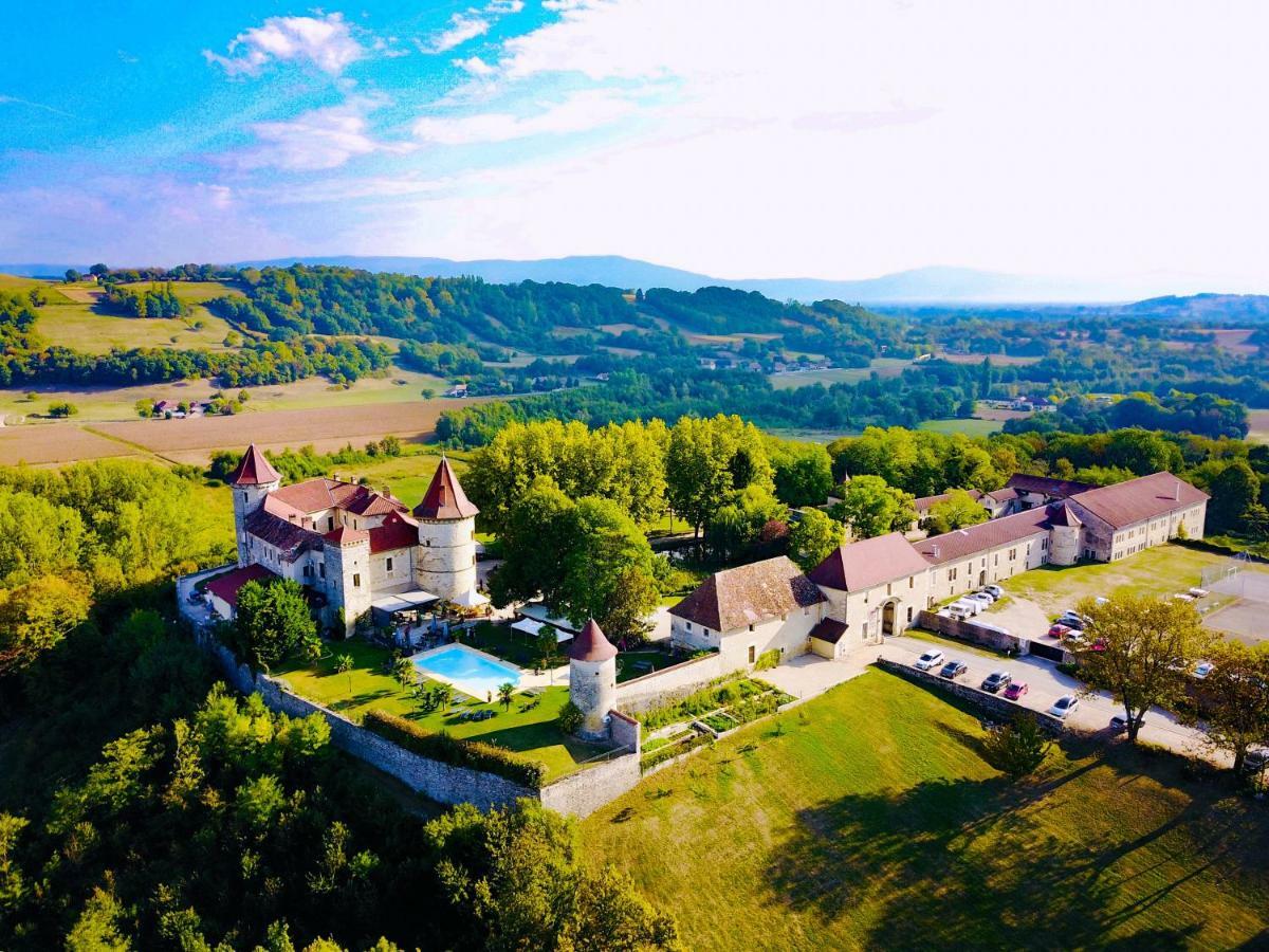 Chateau Chapeau Cornu Vignieu Buitenkant foto